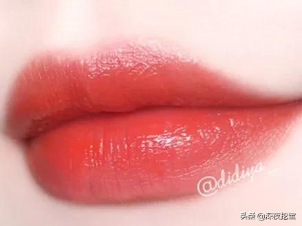 爆款热卖素颜涂都好看显白的口红,素颜涂什么色口红显白