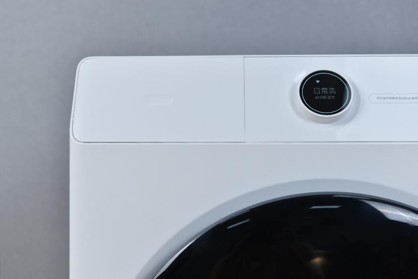 衣服老是臭烘烘的怎么办,衣服老是洗后粘身上怎么办