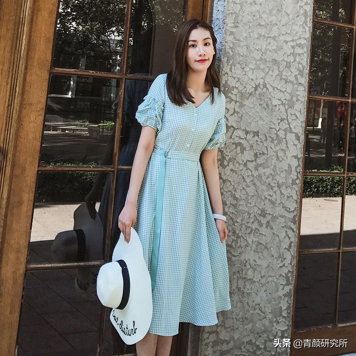 高腰梨形裙杨幂,镂空花朵裙杨幂穿搭