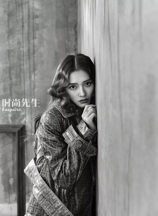 跟着欧阳娜娜拍校服写真,虞书欣欧阳娜娜赵露思鞠婧祎白鹿