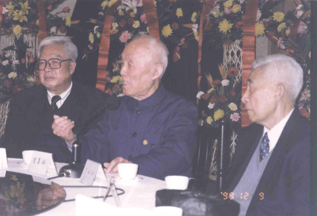 深切缅怀|丁石孙：既然当了民盟中央主席，就要尽己之力把它当好