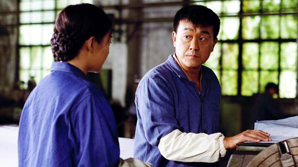 何冰自曝与妻子和睦相处的原因,何冰租铺面