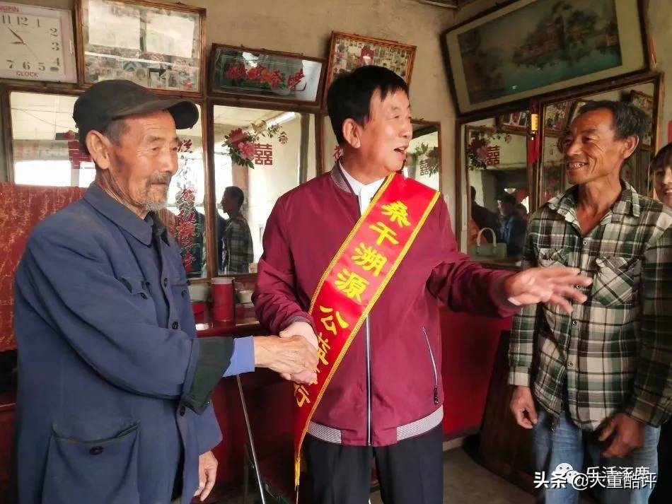 雷锋故事就在身边,雷锋就在我身边的故事