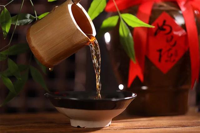 绍兴酒女儿红文化,绍兴女儿红酿酒有限公司的酱酒