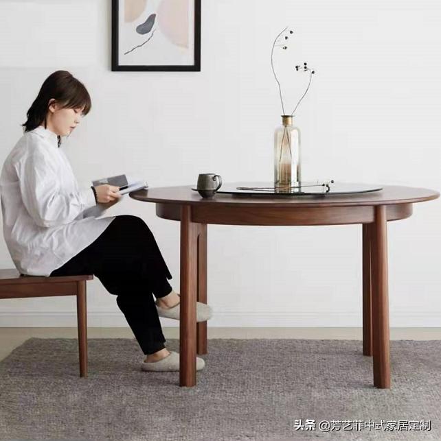 新中式餐桌实木好吗,新中式实木餐桌怎么选不踩坑