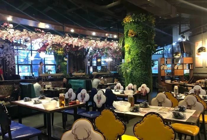 南宁美食推荐必吃龙虾,南宁最好吃的五香龙虾