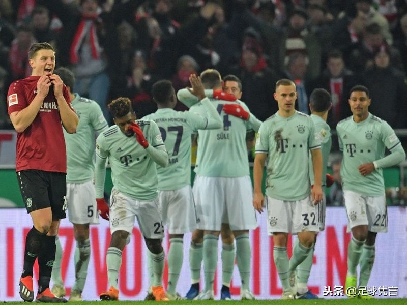 踢后腰救拜仁命，踢右闸要对手命，为“鸡哥”疯狂打call！