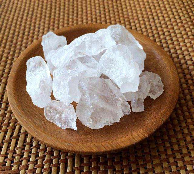 曾经只有贵族才用得起的“高贵金属”铝,是如何走下“神坛”的?