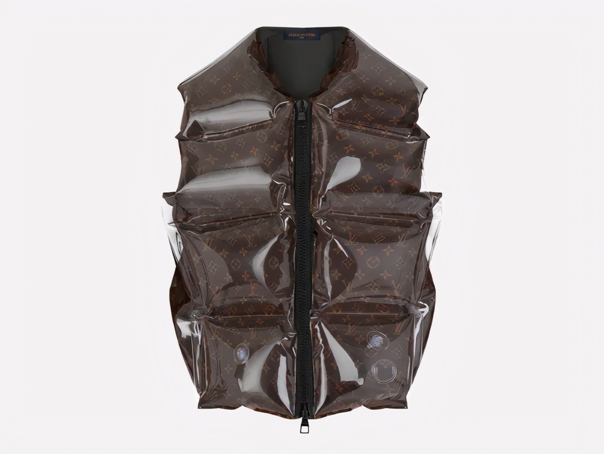 LV“转行”卖空气？一件充气夹克30000块，网友：我出3块