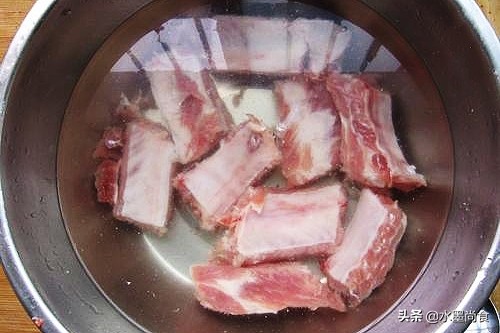 白萝卜怎样炖汤才能又甜又软,如何让白萝卜炖汤脆脆的