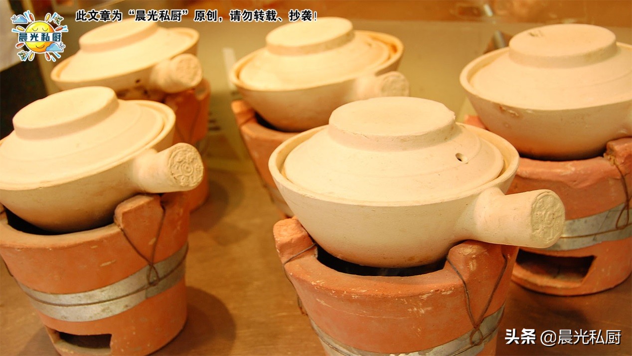 韩式嫩豆腐汤锅,韩式猪肉豆腐汤