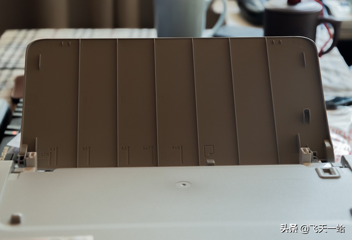 佳能g2820打印机评测,佳能2400打印机换墨盒