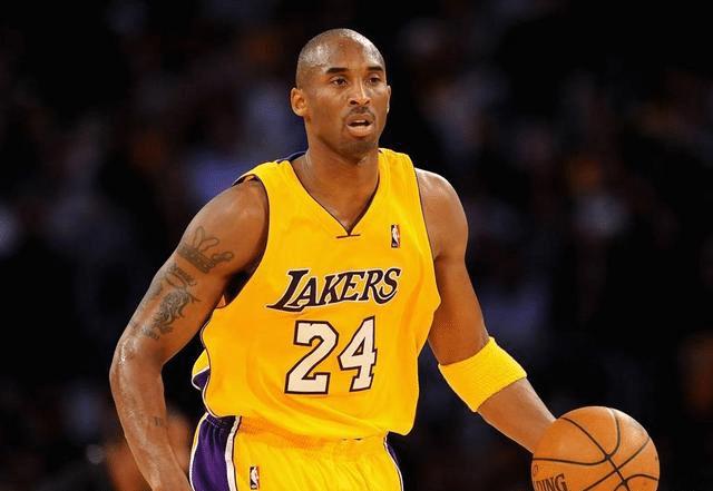 哪些球星换过球衣,换过球衣号码的十大巨星