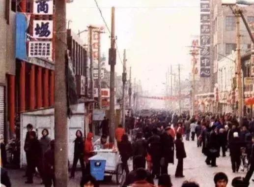 太原来钟楼街感受传统和潮流共振,一个太原钟楼街为何如此吸引众人