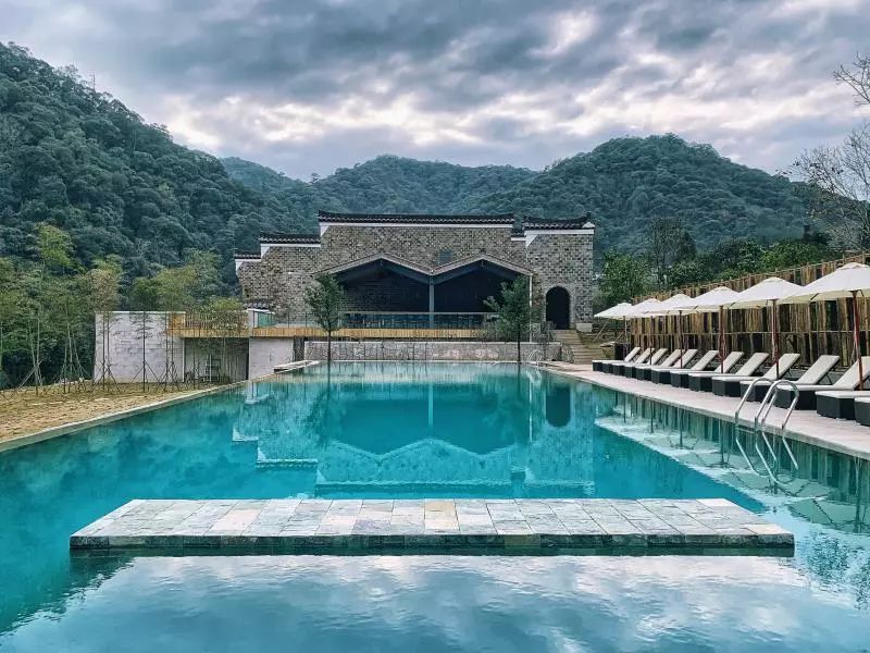 武夷山德懋堂|270万起旅居武夷山临溪别墅，遍访先贤遗迹！看云海、逛古村、品香茗，每天都生活在山水画中