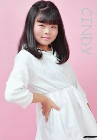 曾经被群嘲的3shine，如今成为新的时尚宠儿，她们到底经历了什么