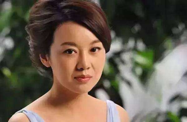 为什么有些人长得一般却很好看,为什么自己总是显得土气