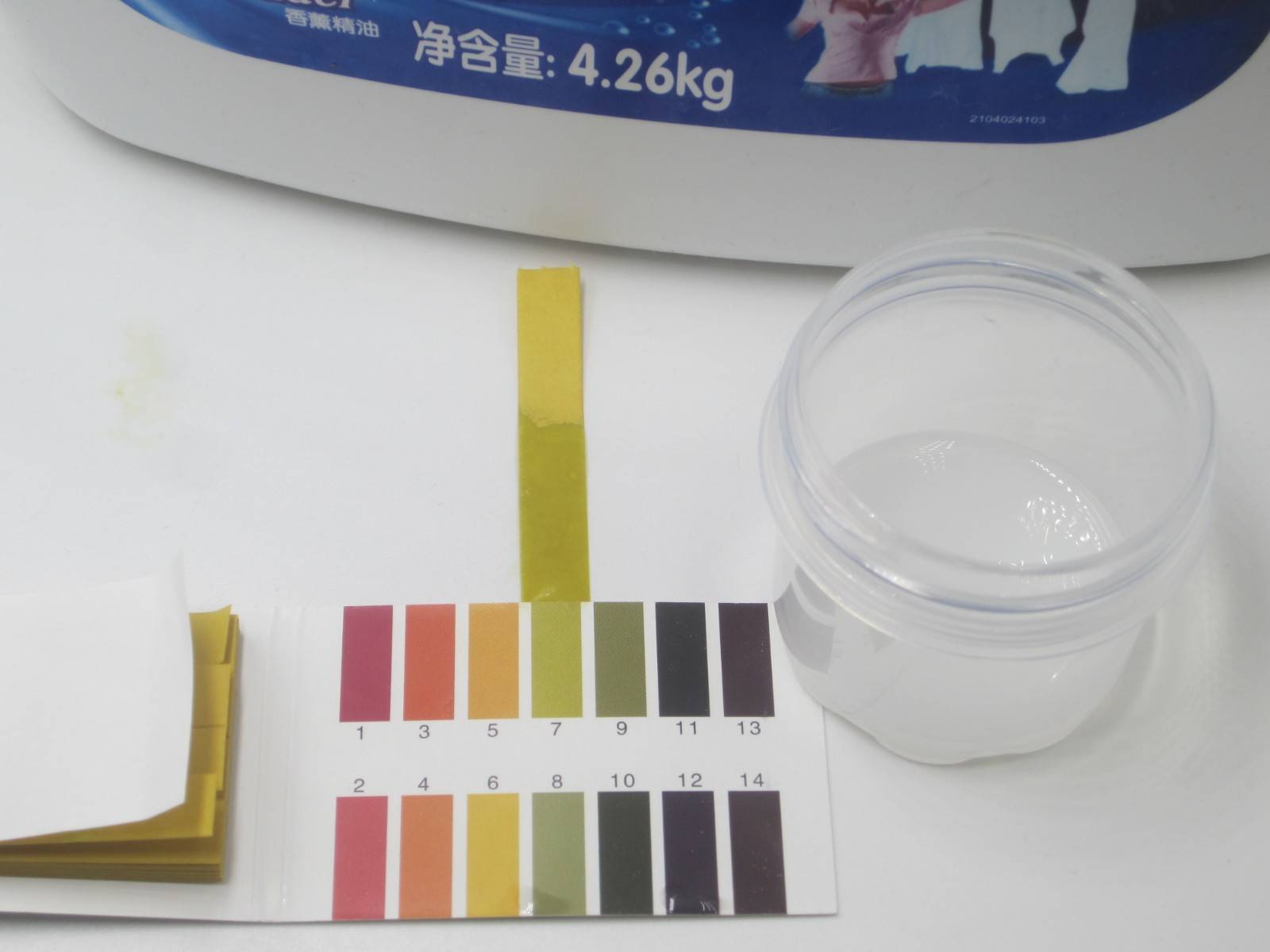 给女票搓了一年内衣，我想明白一个事儿——专用洗衣液微横测