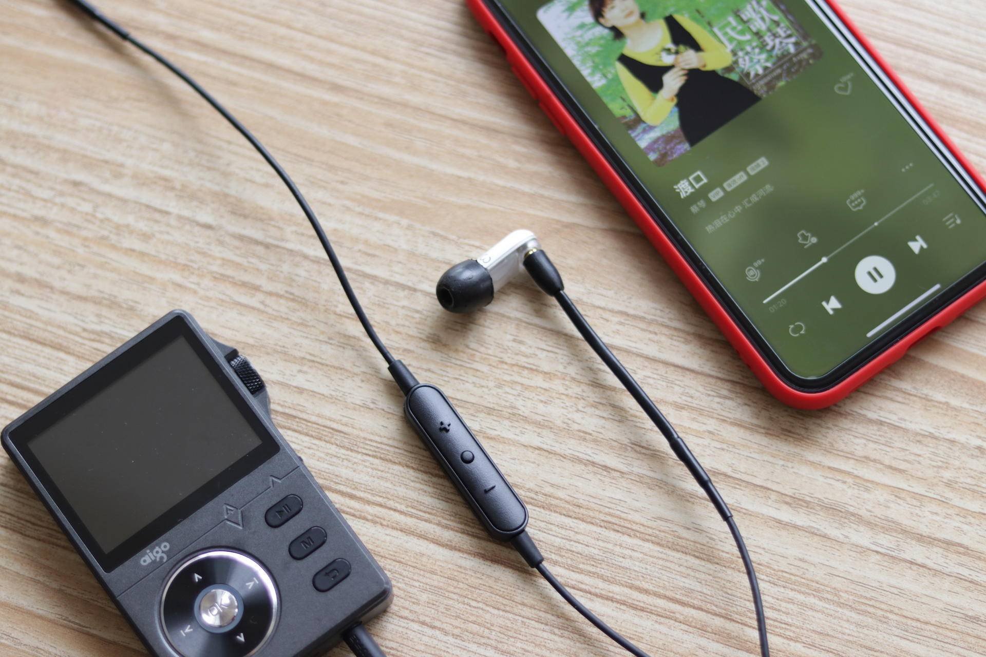 舒尔耳机试音,舒尔耳机佩戴舒服么