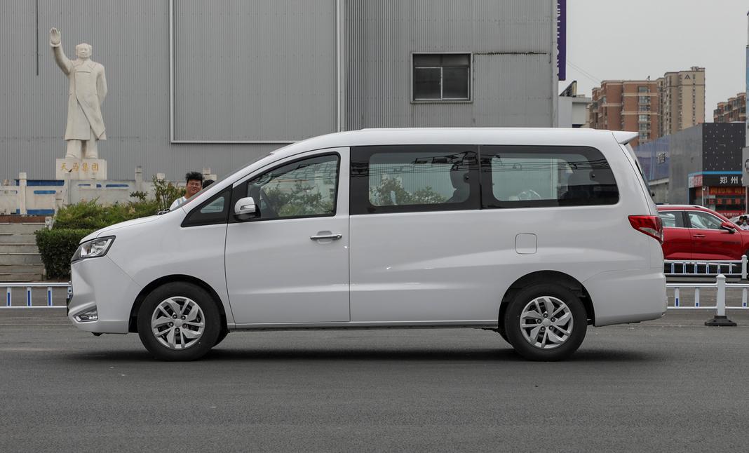 国产7座5-7万元mpv,国产车长5.8米的mpv