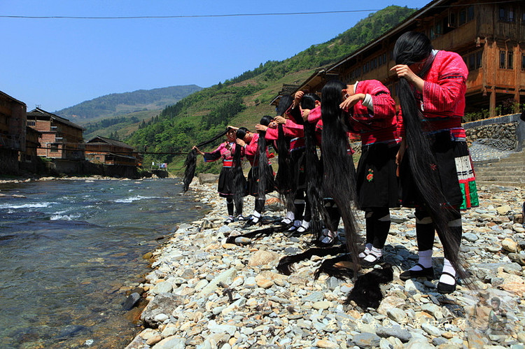 天下第一长发村是真有吗,天下第一长发村图片