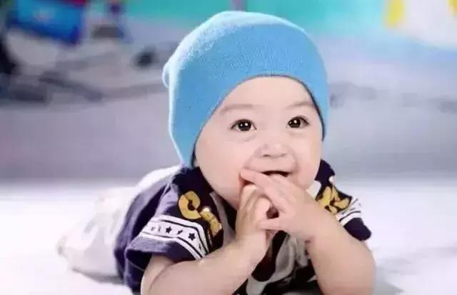 一家三口月入2万是什么水平,一家三口12万存款