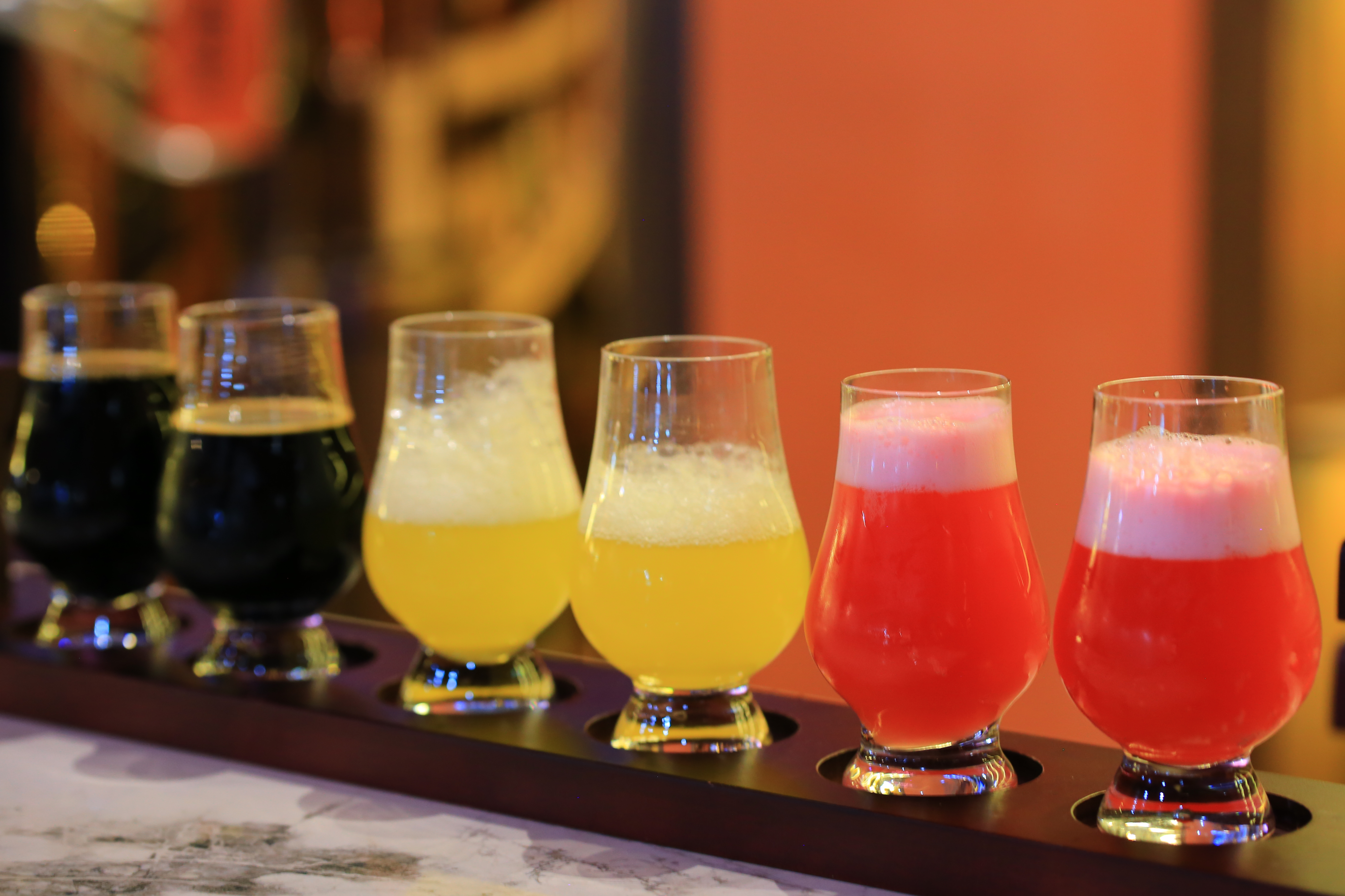 投资小型啤酒厂投资多少钱,投资精酿鲜啤需要多少钱