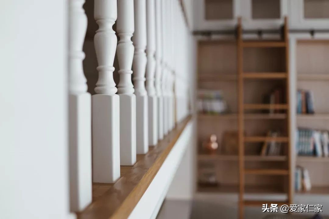 她买下32㎡上海老旧学区房,为女儿打造小桃园,还有超舒适大庭院