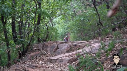 不是真空胎可以用补胎液吗,非真空胎胎压