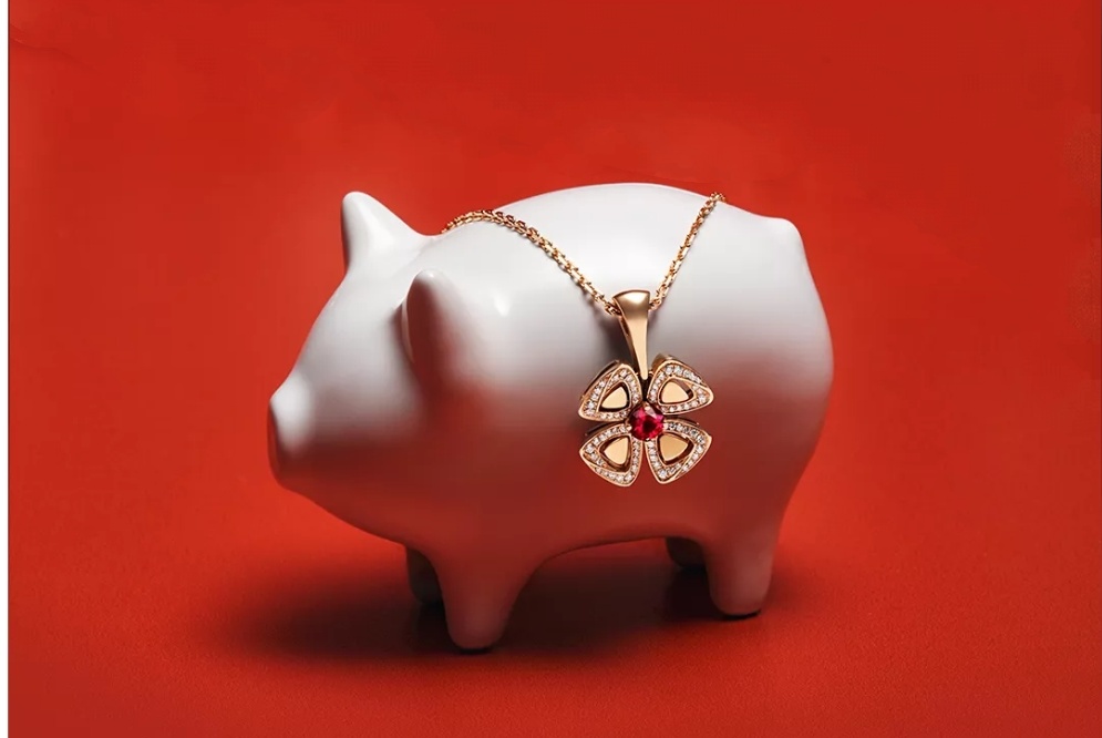 宝格丽经典款珠宝产品有哪些,宝格丽项链黄金和玫瑰金哪个好看