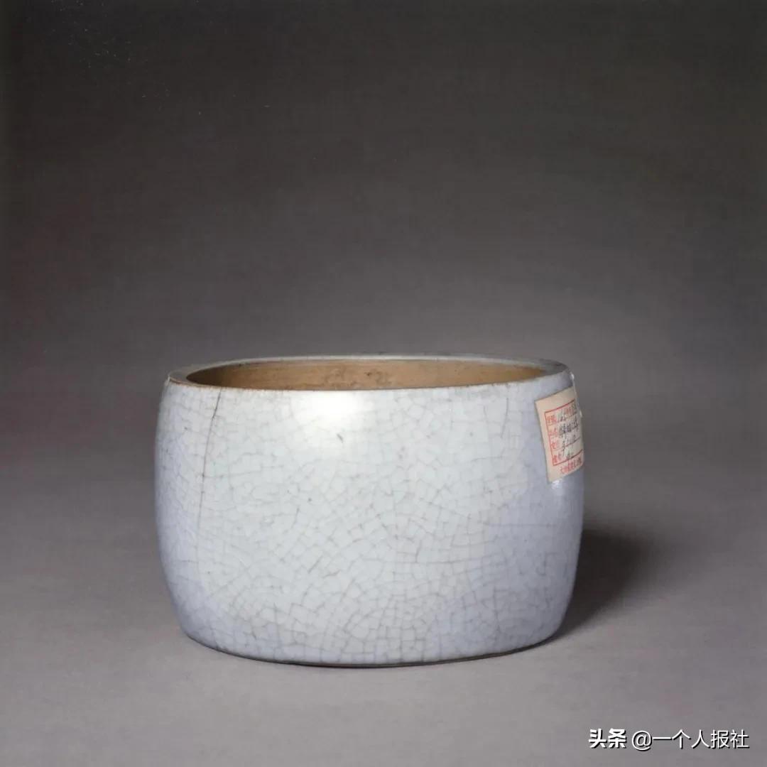 明成斗彩蟋蟀罐瓷器价格,中贸圣佳蟋蟀罐