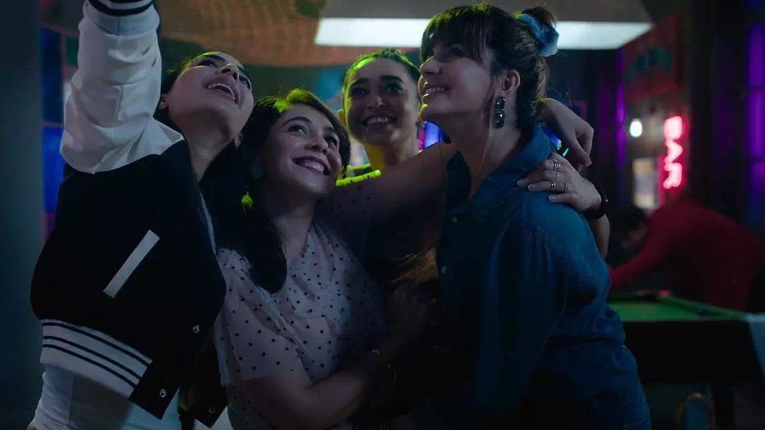 大尺度、撩男、双性恋，这部印度好剧竟然没有被*播禁**