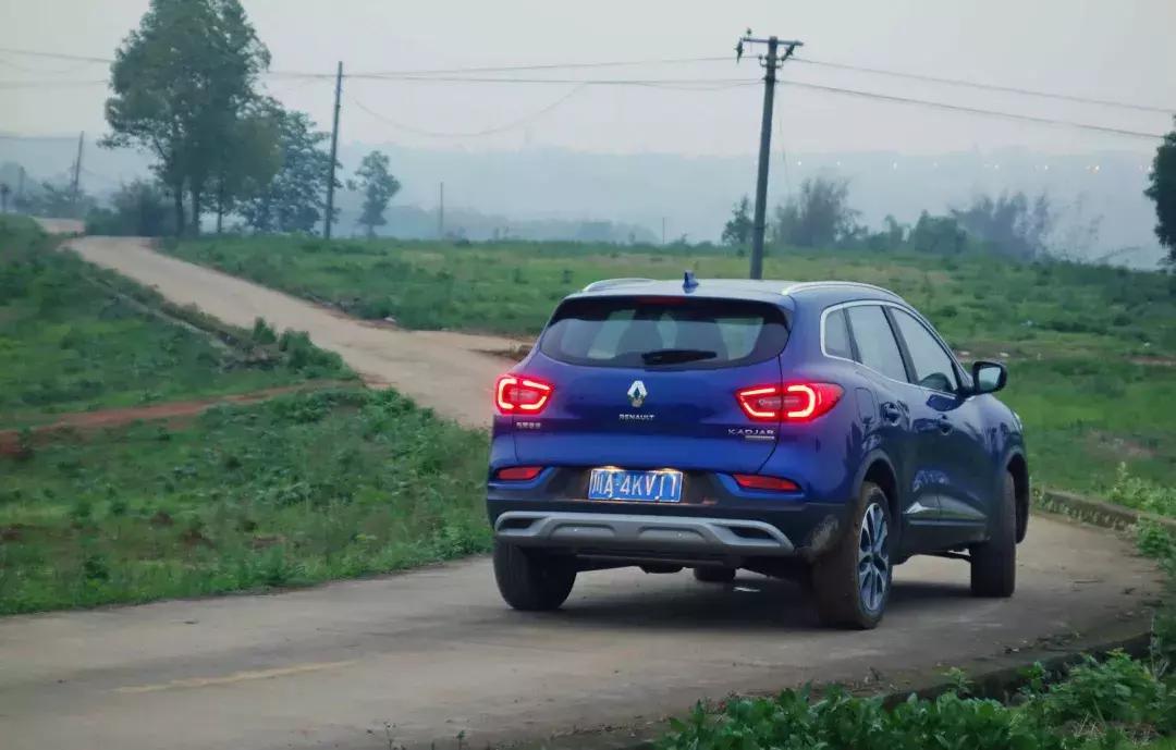 科雷嘉两驱测评,科雷嘉suv