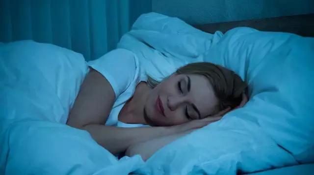 如何睡个好觉全身舒服,睡好觉的四个方法