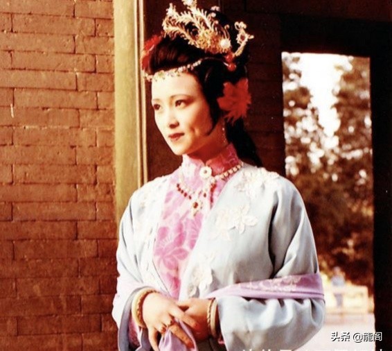 红楼梦秦可卿的悲情,解读红楼梦中的秦可卿