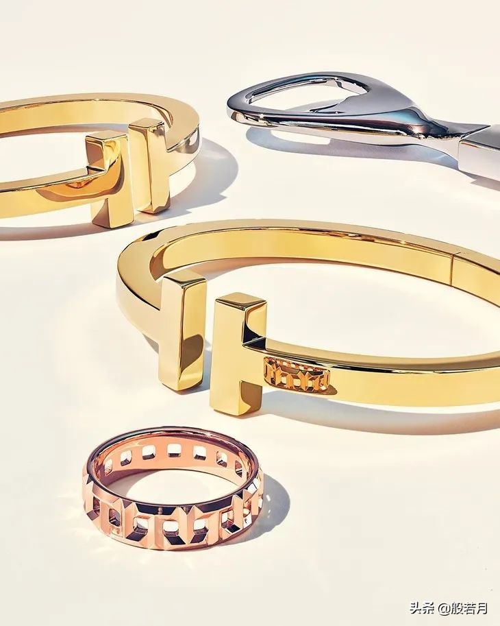 李佳琦其实一直在种草珠宝，你们有发现吗？