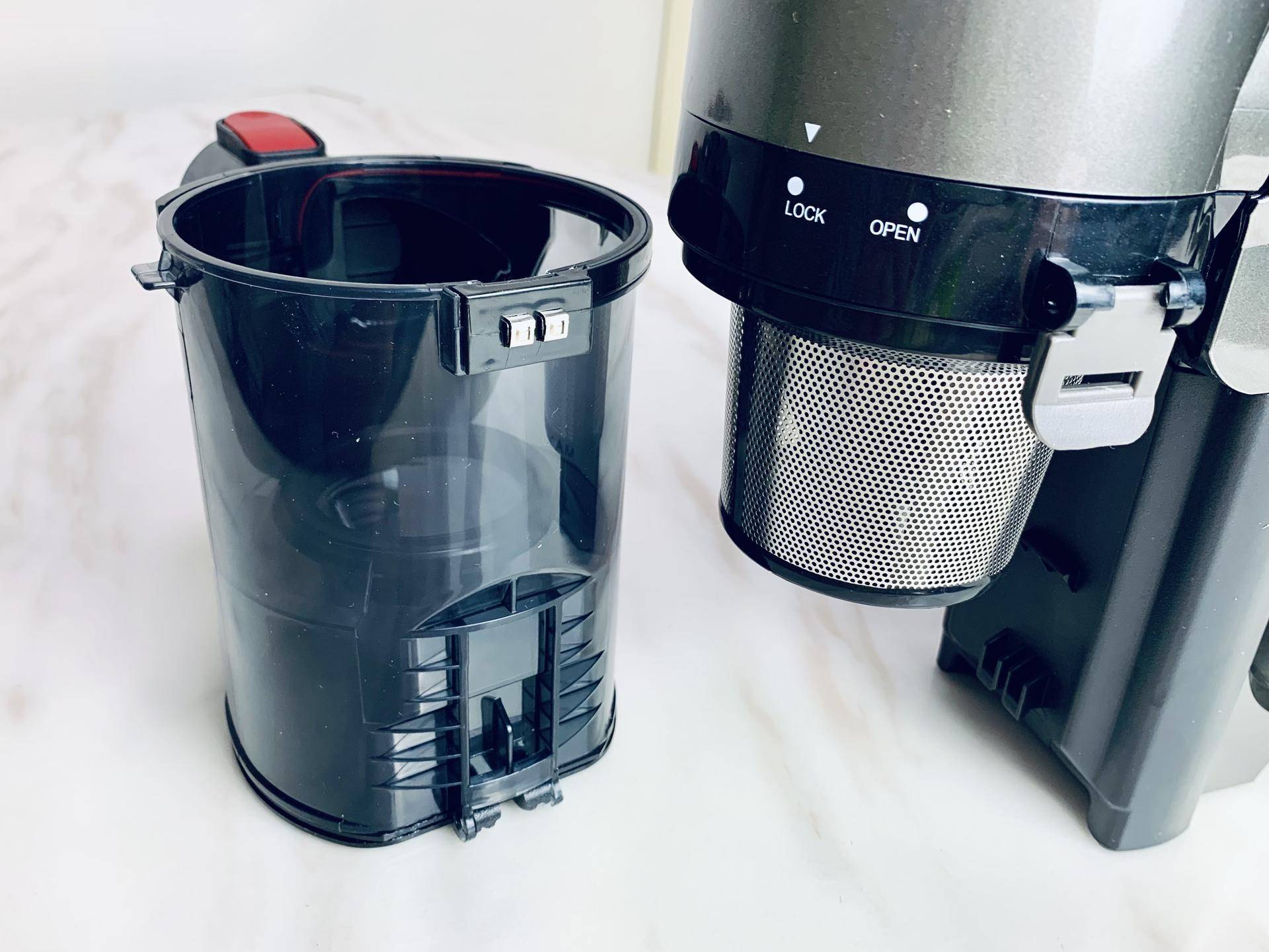 吸尘器拖地无死角,吸尘器清理地面勤快爱干净