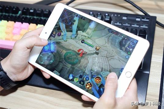 王者吃鸡压枪,王者吃鸡走位连招神器