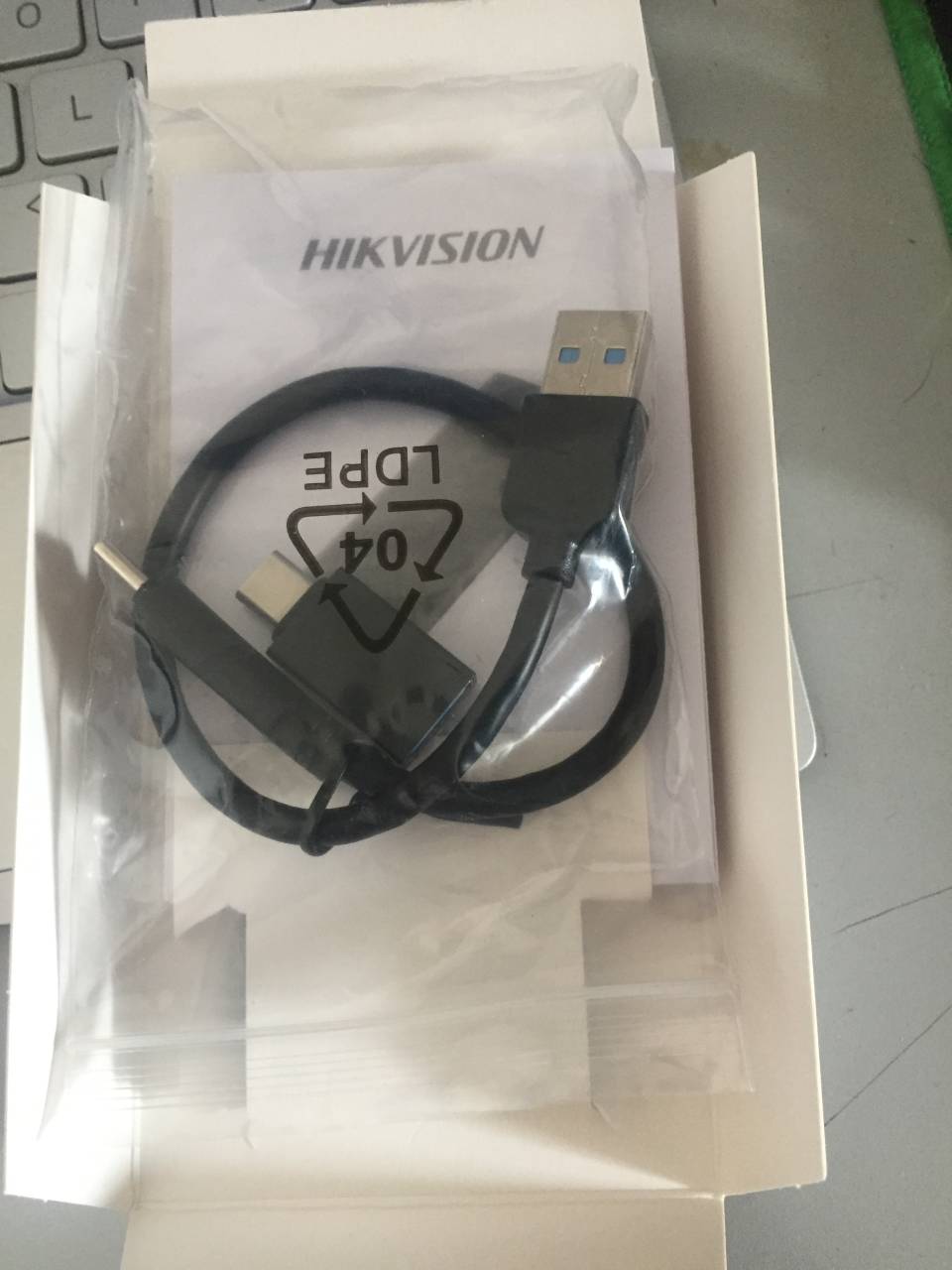 监控硬盘海康威视,海康威视t200n硬盘接口