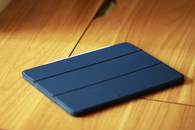 亿色ipad保护套air5,ipadpro保护套倍思