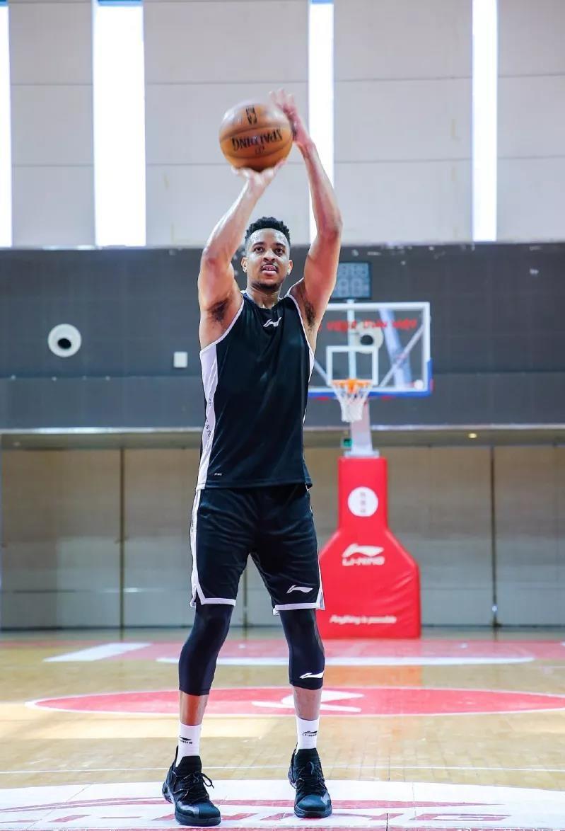 夏季值得入手的鞋,夏季鞋哪个国货好