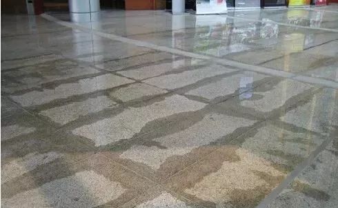 石材反碱和泛碱的区别,室外地面石材泛碱怎么办