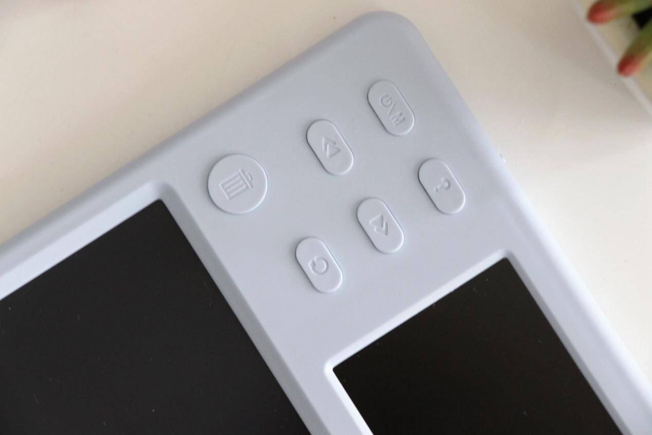 小寻智能画板哪个款功能更多,小寻画板和tintzone