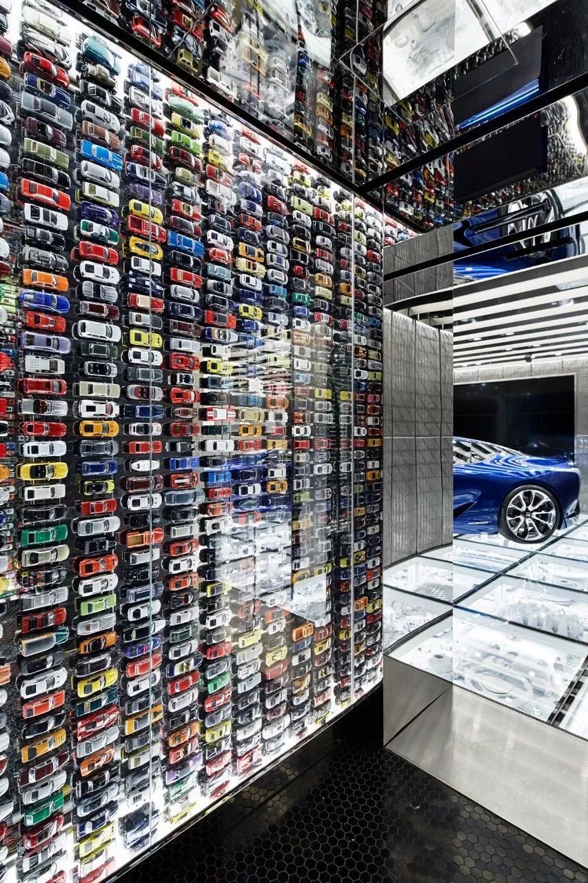 从优衣库到南京步行街,优衣库到路易威登