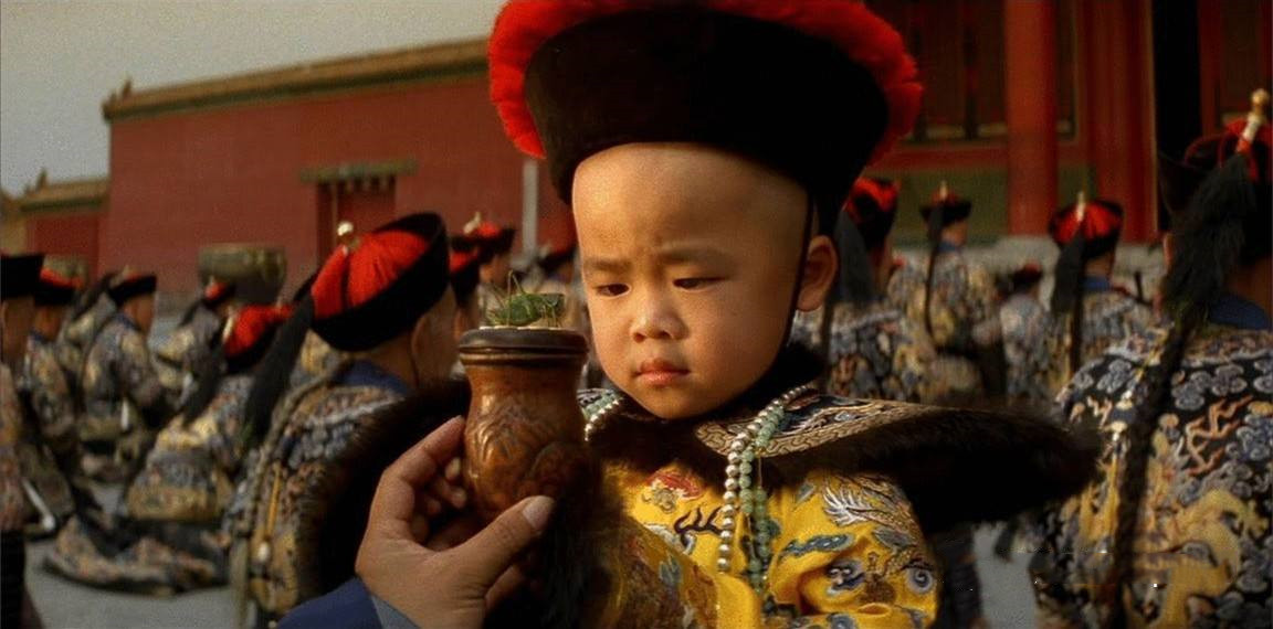 溥仪退位时只是小毛孩,也没什么能力,为何影响力却那么大