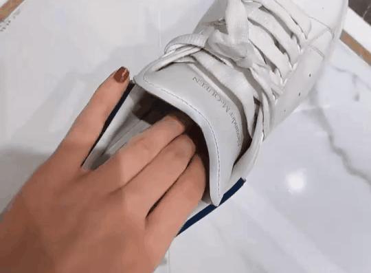 鞋里汗臭,夏天脚臭鞋臭怎么办教你除臭方法