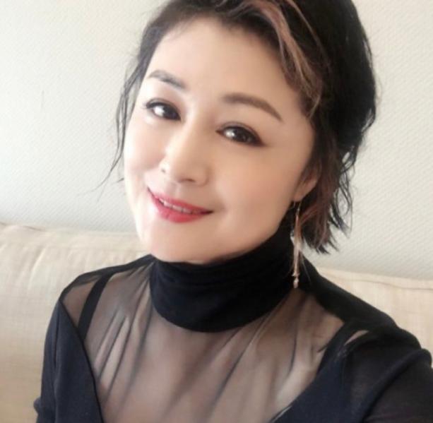 于月仙凭借谢大脚出名,谢大脚于月仙减肥视频