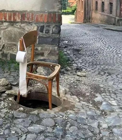 开心药店:跟女友在汽车旅馆,手机震动不停,习惯性开了免提