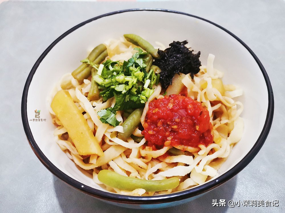 饸饹面500克的面粉放几克碱做面条,和面做面条时盐和碱最佳比例