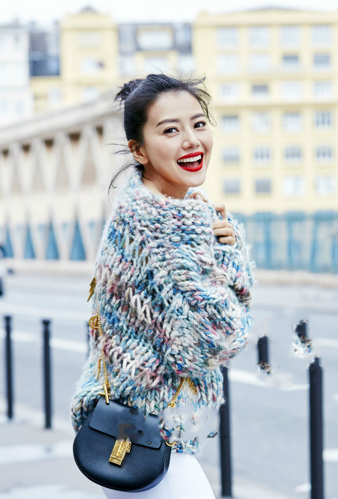 既是狐狸眼又是丹凤眼是什么眼,丹凤眼和狐狸眼和桃花眼什么样子